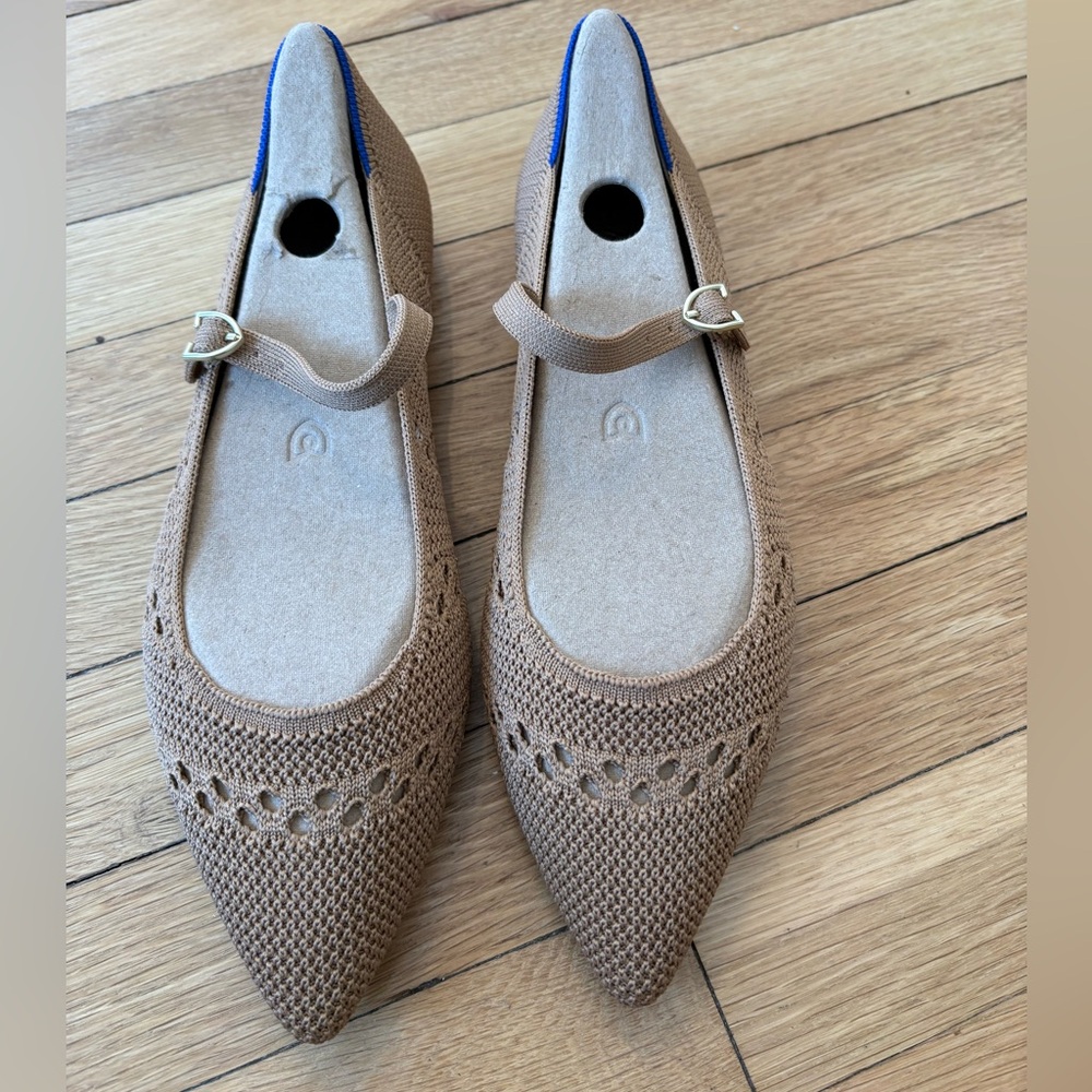 Rothy's Point Mary Jane in Wren Crochet. NWT. Size 9. New with tags. Super cute